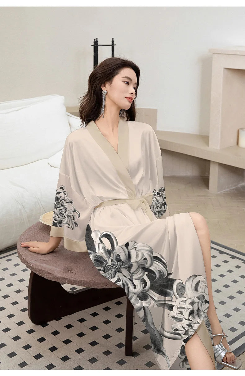 Ensemble de salon en satin kimono The Empress