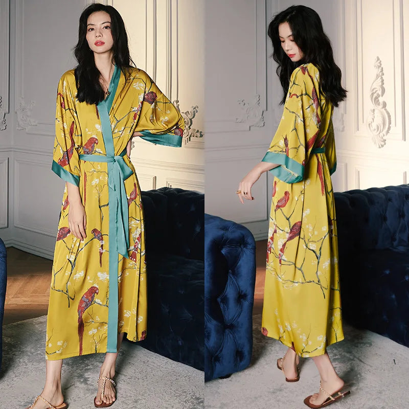 Ensemble de salon en satin kimono The Empress