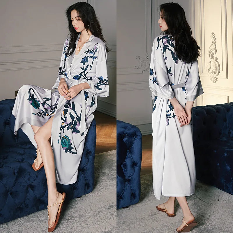 Ensemble de salon en satin kimono The Empress