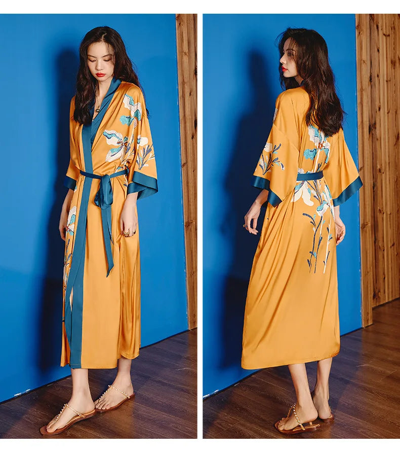 Ensemble de salon en satin kimono The Empress