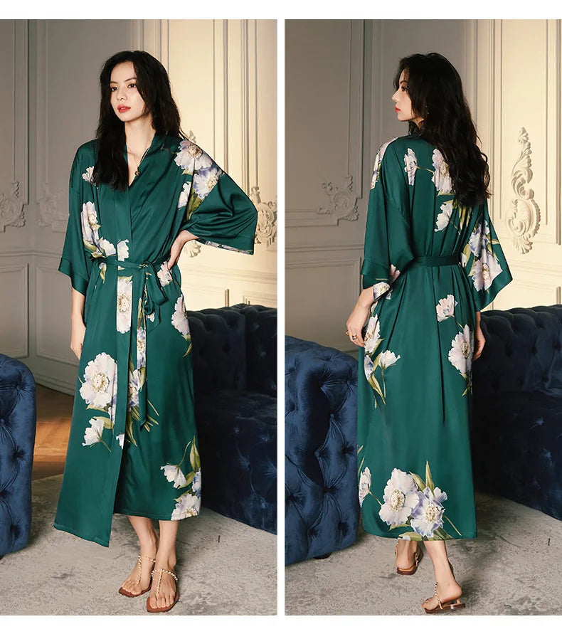 Ensemble de salon en satin kimono The Empress