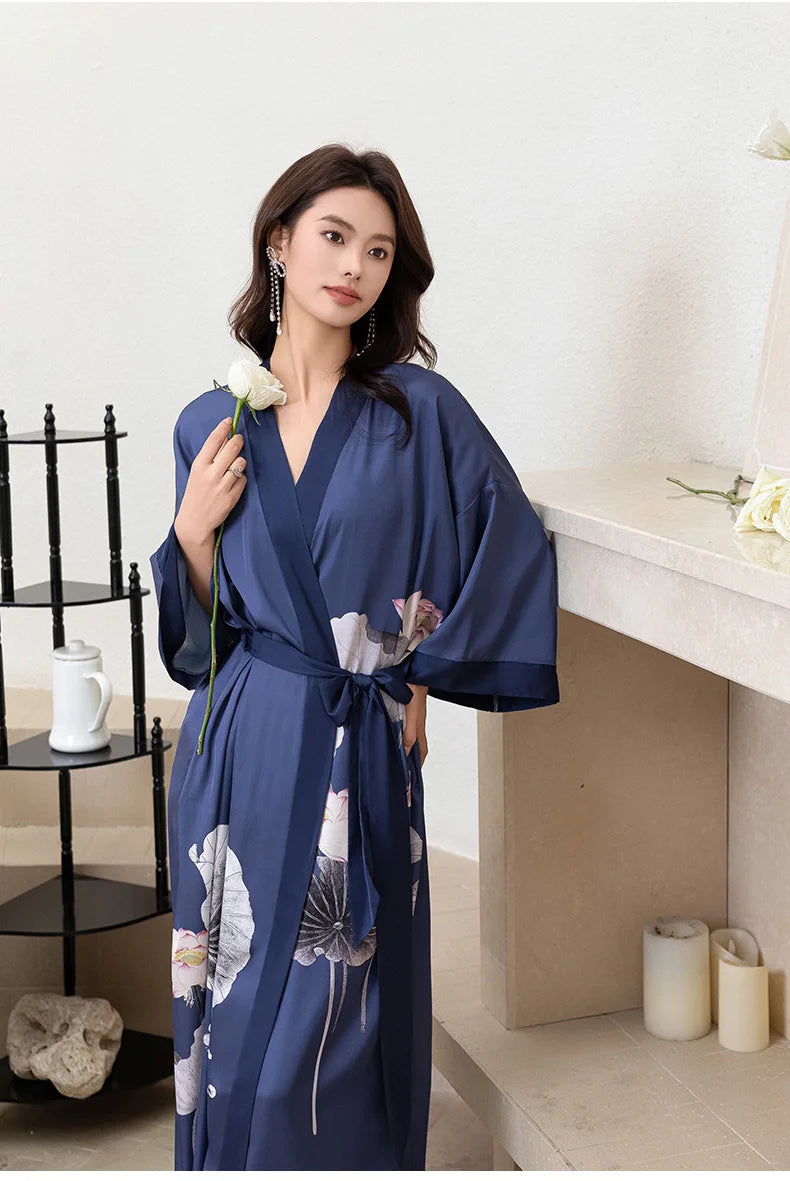 Ensemble de salon en satin kimono The Empress