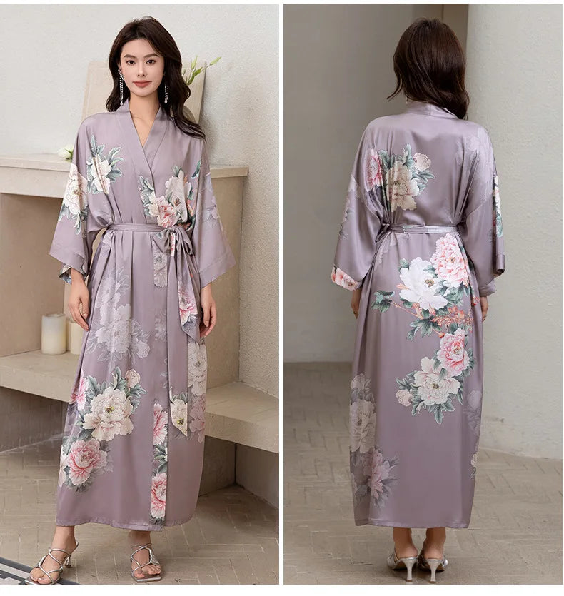 Ensemble de salon en satin kimono The Empress