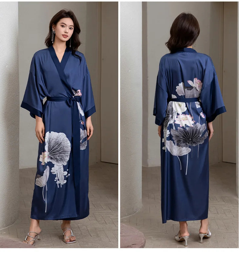 Ensemble de salon en satin kimono The Empress