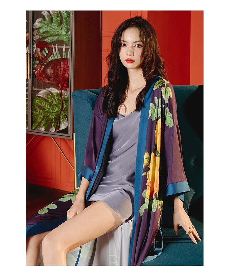 Ensemble de salon en satin kimono The Empress