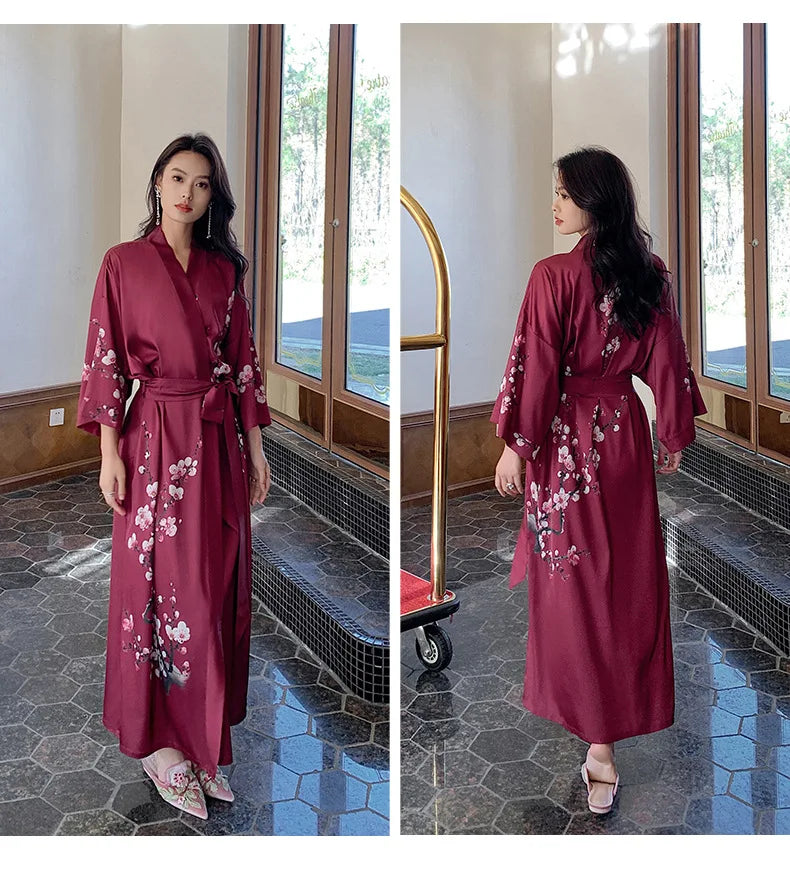 Ensemble de salon en satin kimono The Empress
