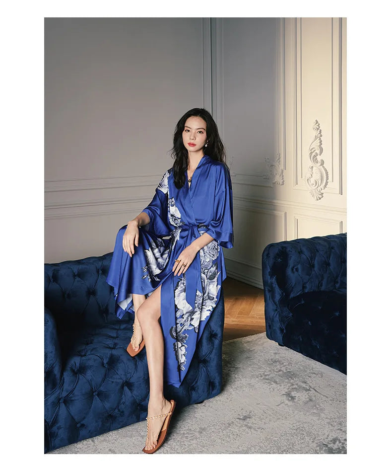 Ensemble de salon en satin kimono The Empress