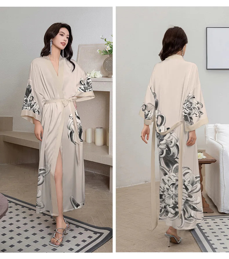 Ensemble de salon en satin kimono The Empress