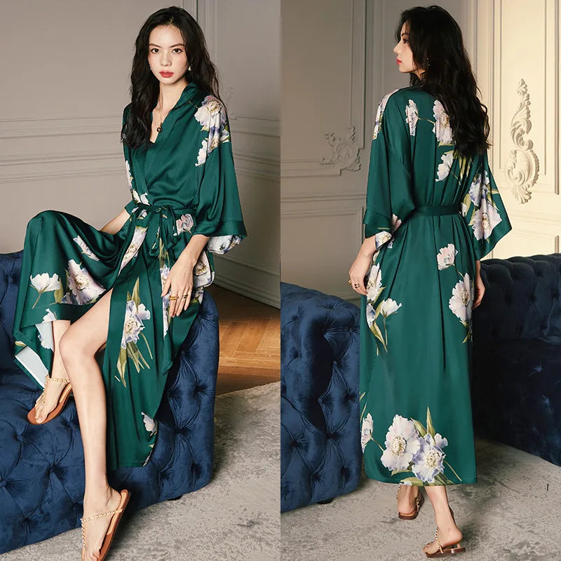 Ensemble de salon en satin kimono The Empress