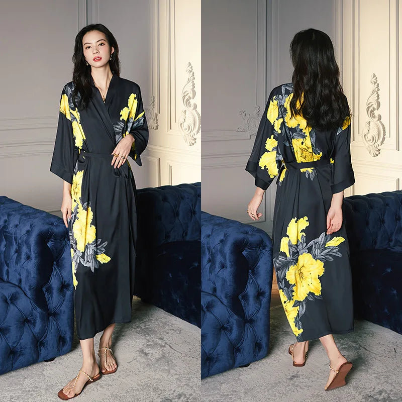 Ensemble de salon en satin kimono The Empress