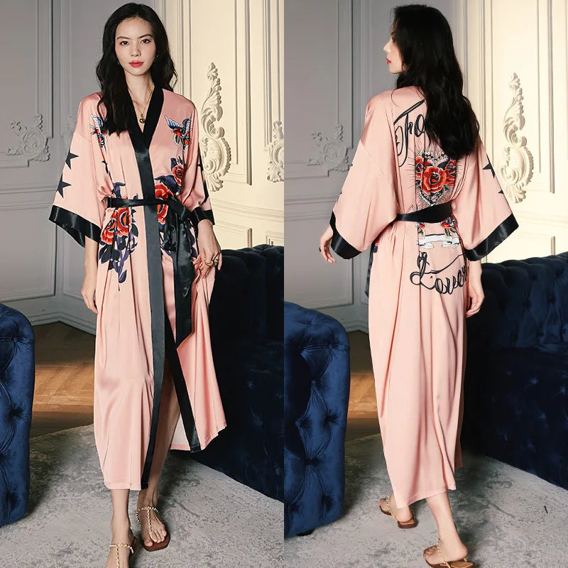 Ensemble de salon en satin kimono The Empress