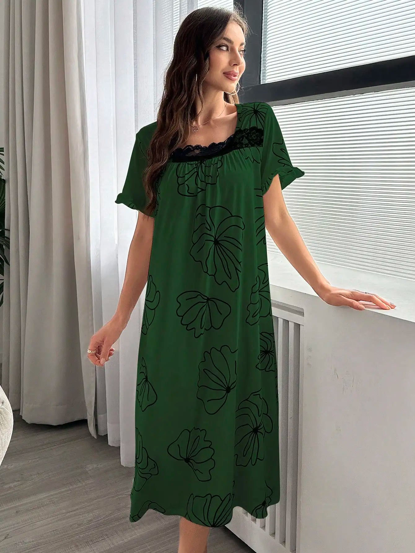 Pyjama d'été une pièce pour femme, imprimé floral élégant, col carré, longue chemise de nuit ample, peut être porté à l'extérieur, peignoir de maison