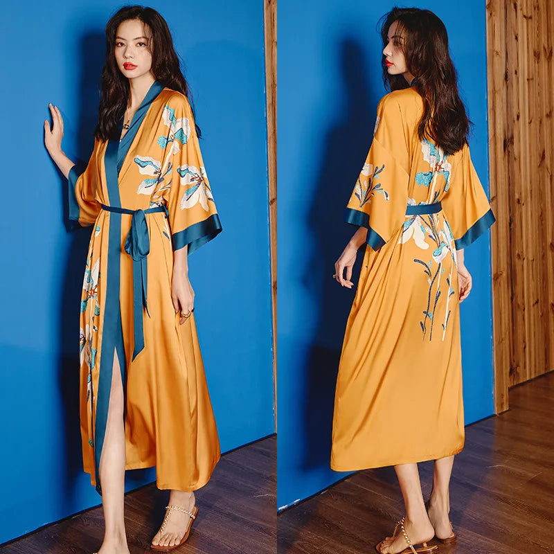 Ensemble de salon en satin kimono The Empress