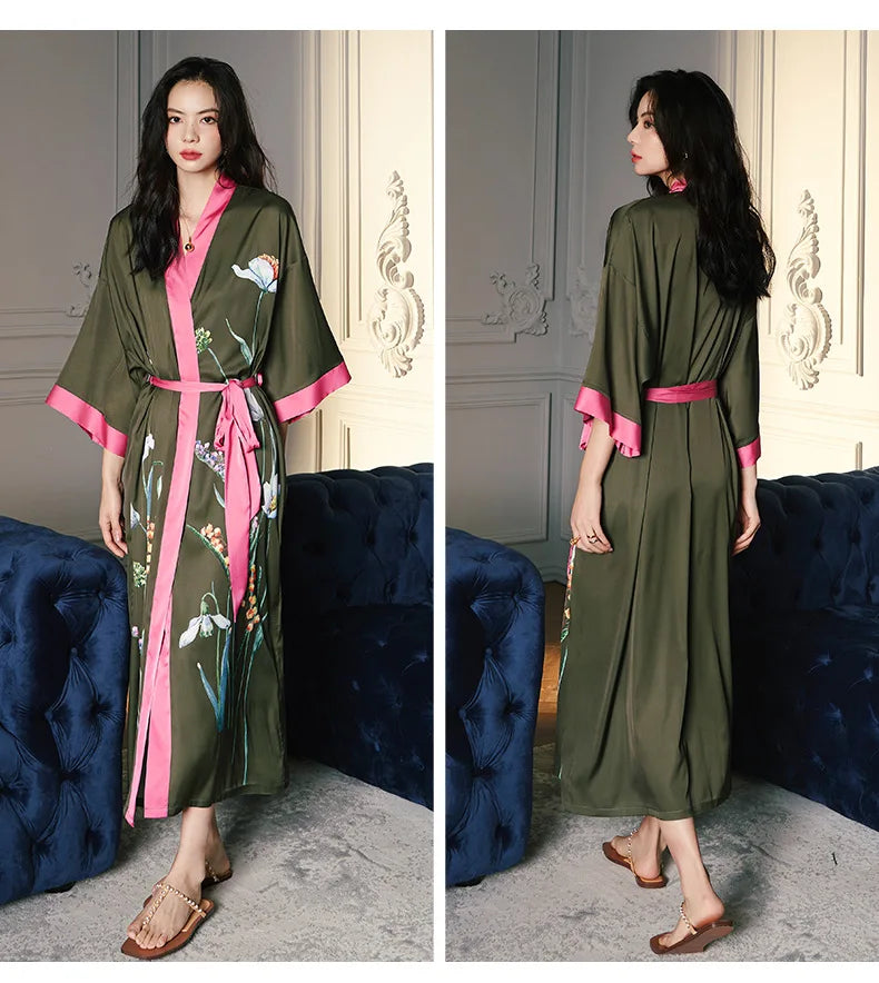 Ensemble de salon en satin kimono The Empress