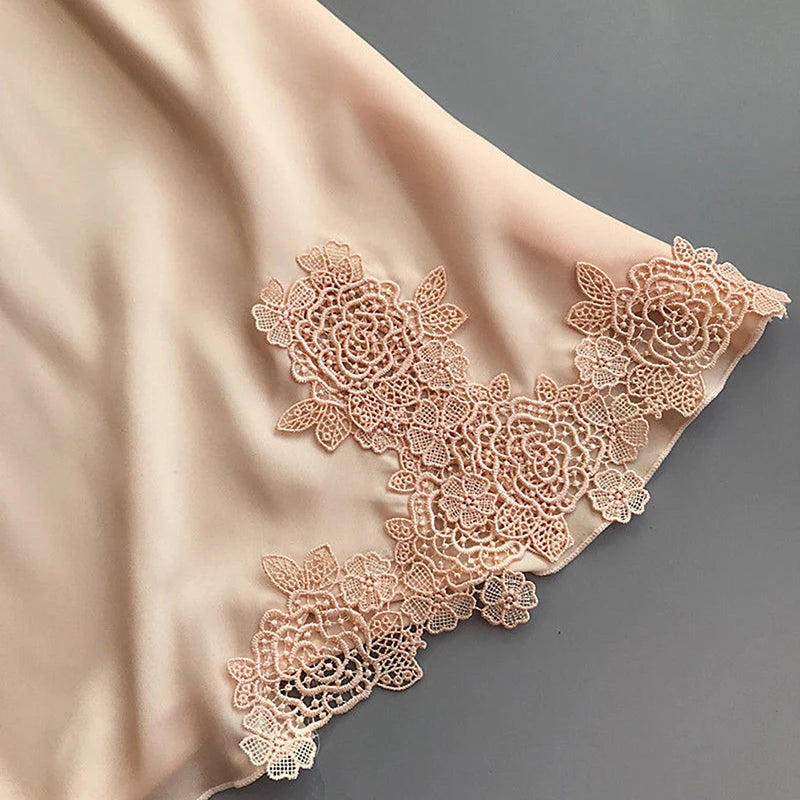 Pyjama sexy en soie pour femme, chemise de nuit à bretelles, printemps et été, en soie glacée, col licou fin, service à domicile, robes de nuit en satin