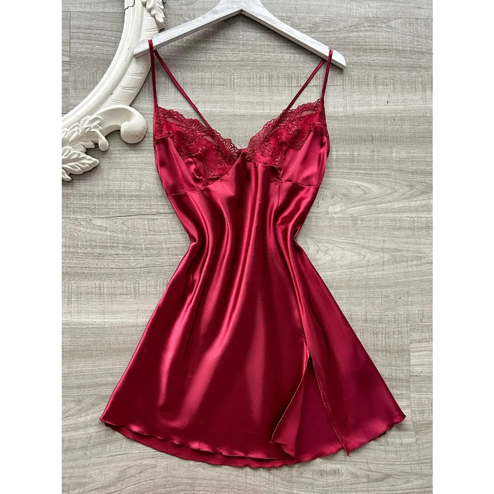 Chemise de nuit à bretelles haut de gamme à la mode, style européen et américain, pyjama fin de couleur unie pour femmes en été