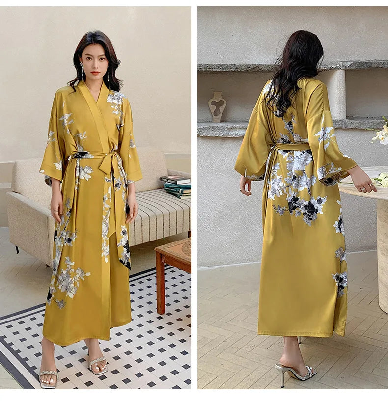 Ensemble de salon en satin kimono The Empress