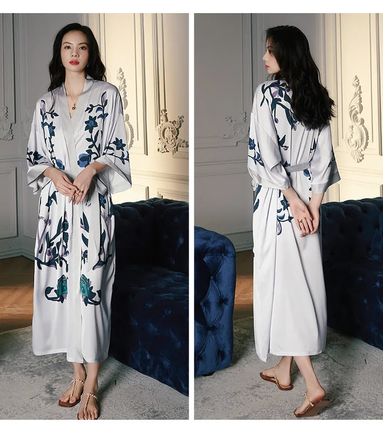 Ensemble de salon en satin kimono The Empress