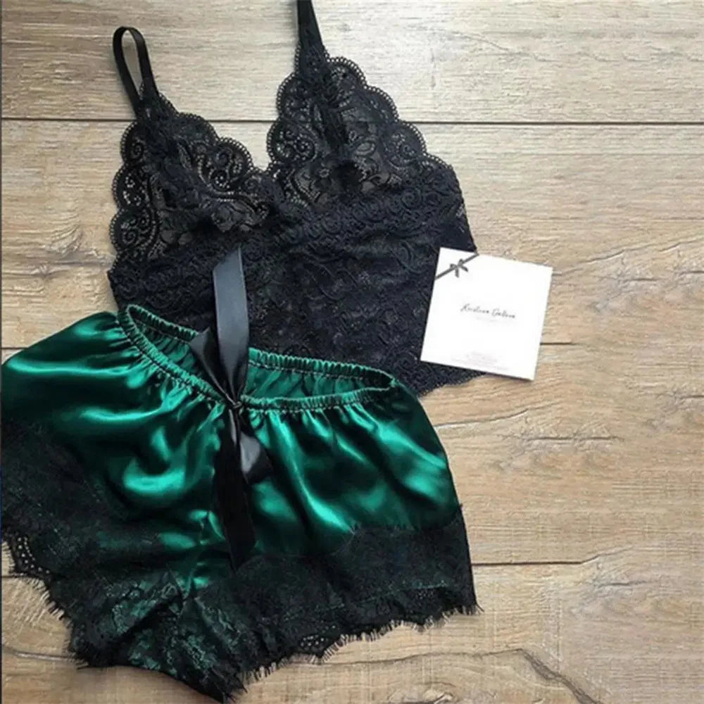 Ensemble de pyjama sexy en satin et dentelle pour femme, lingerie, short à bretelles élastiques, vêtements de nuit, sous-vêtements sans manches