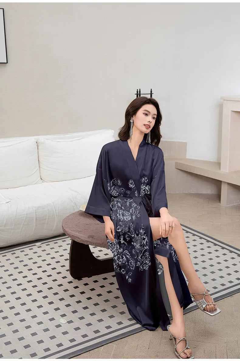 Ensemble de salon en satin kimono The Empress