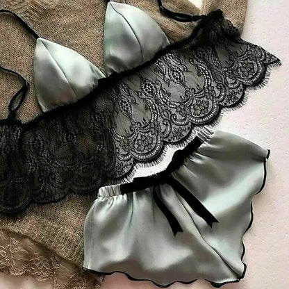 Sous-vêtements pour femmes, lingerie sexy en satin de soie, pyjamas, hauts courts, ensembles bralette et culotte, vêtements doux pour filles, hauts, slips, combinaison en dentelle