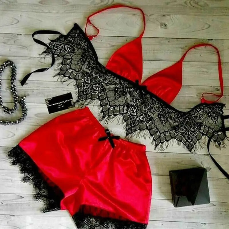 Sous-vêtements pour femmes, lingerie sexy en satin de soie, pyjamas, hauts courts, ensembles bralette et culotte, vêtements doux pour filles, hauts, slips, combinaison en dentelle