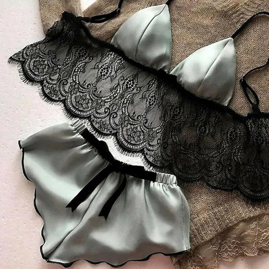 Sous-vêtements pour femmes, lingerie sexy en satin de soie, pyjamas, hauts courts, ensembles bralette et culotte, vêtements doux pour filles, hauts, slips, combinaison en dentelle
