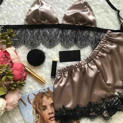 Sous-vêtements pour femmes, lingerie sexy en satin de soie, pyjamas, hauts courts, ensembles bralette et culotte, vêtements doux pour filles, hauts, slips, combinaison en dentelle