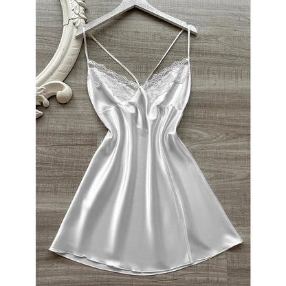 Chemise de nuit à bretelles haut de gamme à la mode, style européen et américain, pyjama fin de couleur unie pour femmes en été