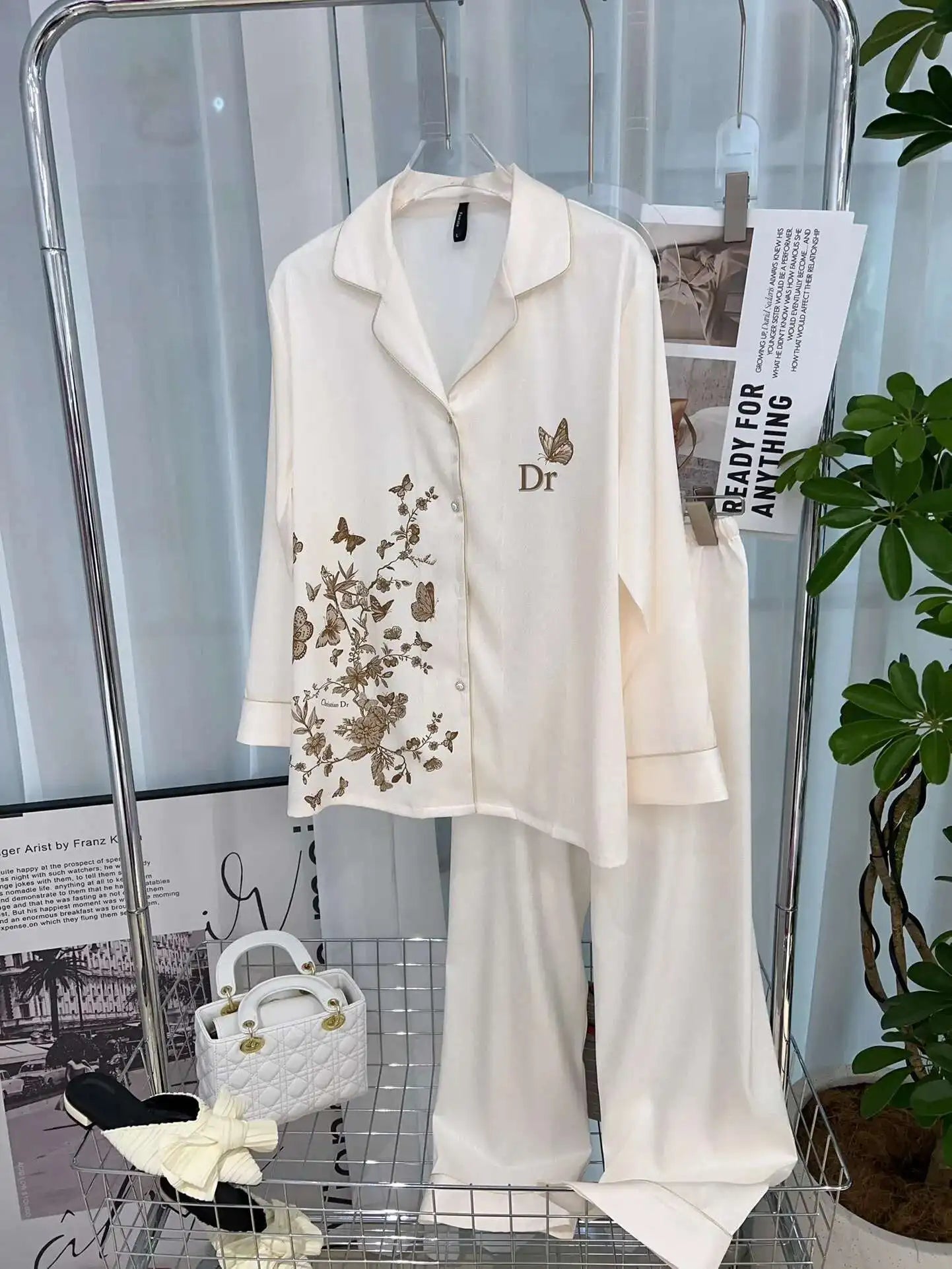 Pyjama élégant à imprimé papillon pour femme, style ins, en soie glacée à chevrons, respirant et doux, en satin