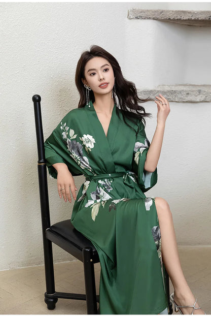 Ensemble de salon en satin kimono The Empress