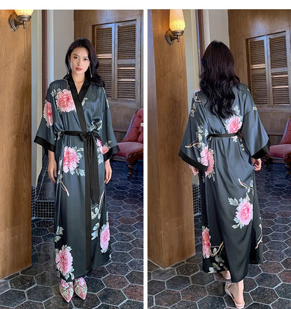 Ensemble de salon en satin kimono The Empress