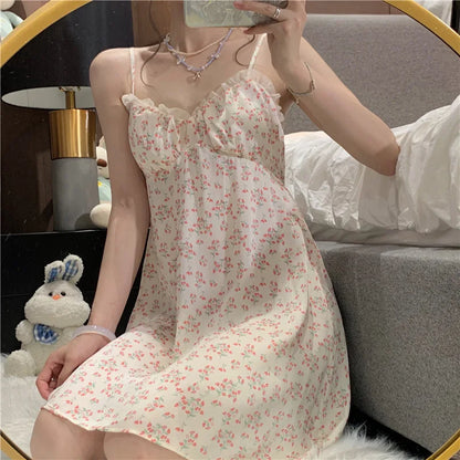 Robe de pyjama florale de style célèbre sur Internet, pyjama fin et simple pour femme, vêtements d'été pour la maison