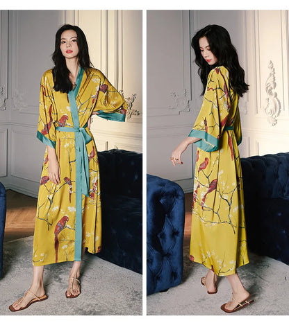 Ensemble de salon en satin kimono The Empress