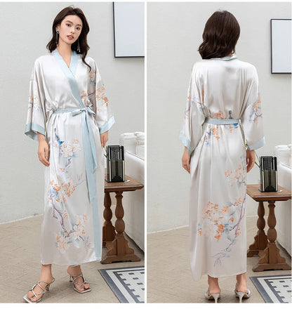Ensemble de salon en satin kimono The Empress